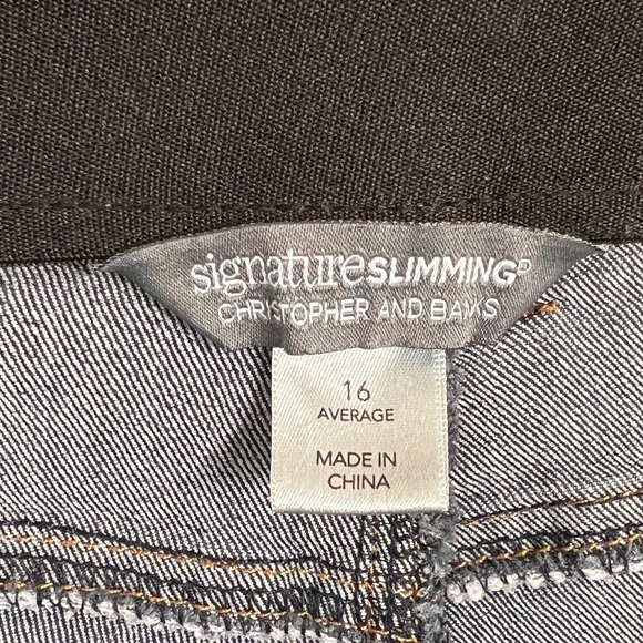 Christopher & Banks Signature Slimming Dark Wash Straight Leg Jeans size 16 - Picture 3 of 7